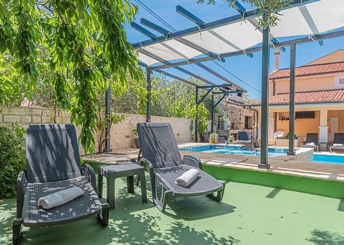 Appartement 1 Bedroom Lovely In *