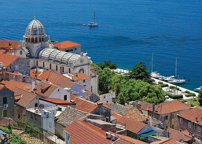 公寓 1 Bedroom Lovely In *